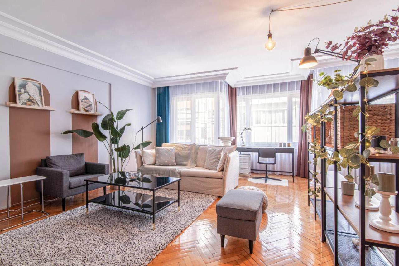 Gorgeous Flat With Lovely Balcony In Nisantasi Istanbul Eksteriør billede