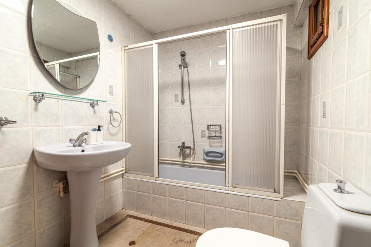 Gorgeous Flat With Lovely Balcony In Nisantasi Istanbul Eksteriør billede